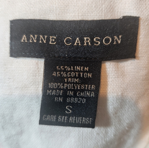 Anne Carson Cream Ruffled Blazer - Picture 4 of 5